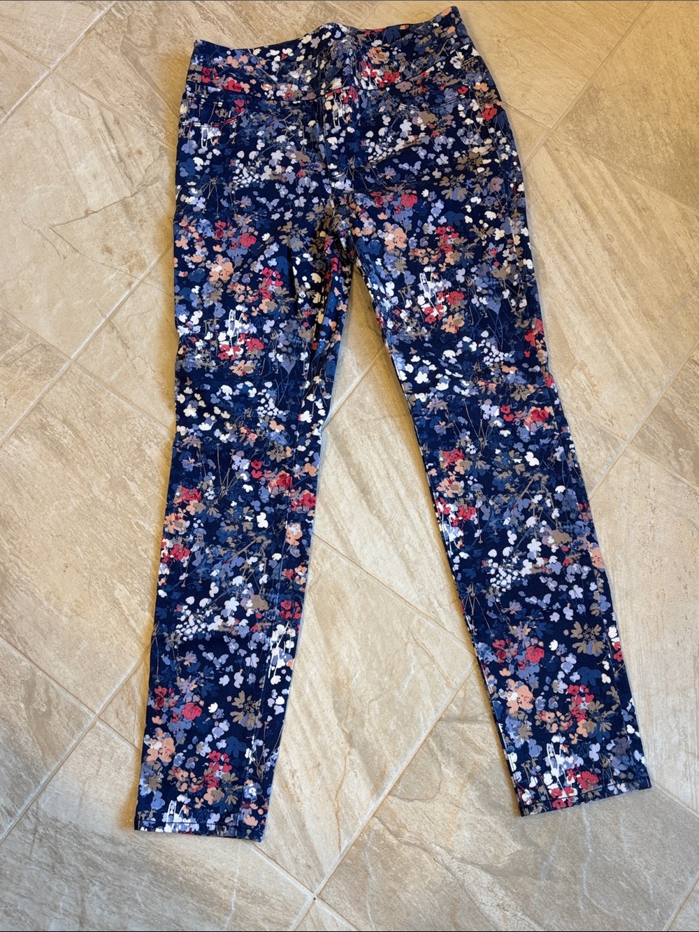 Chico's Navy Floral Stretch Jeggings with Multi-Color Blooms